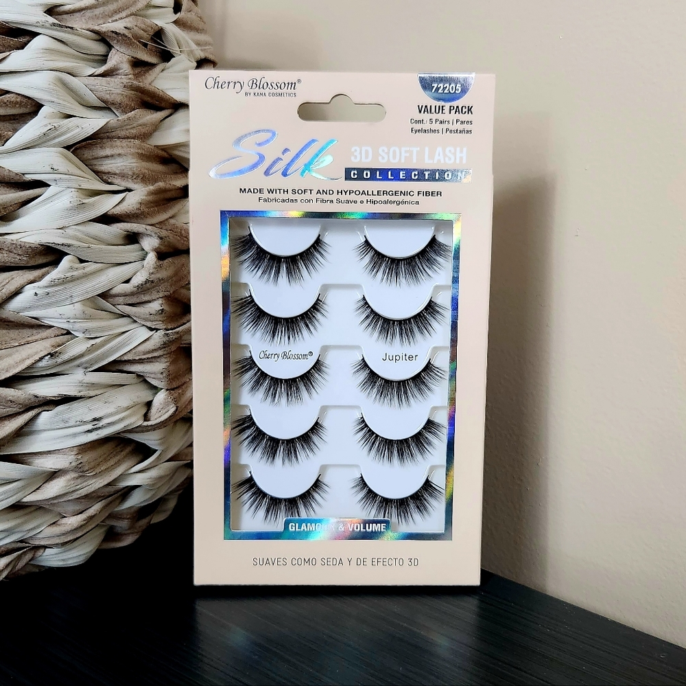 CHERRY BLOSSOM BY KANA COSMETICS | SILK, 3D Soft Lash Collection, 5 Pair Set
